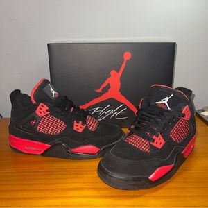 Air Jordan 4 Retro Mid Red Thunder - Size 5y - image 1